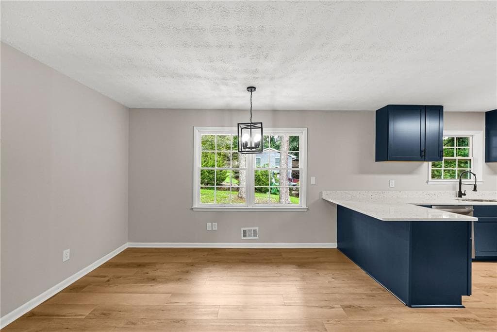 4 bedroom, 2 bathroom, 2,112 sq ft single family residence for sale at 4270 Senoa Drive, Kennesaw, GA 30144 — photo 9