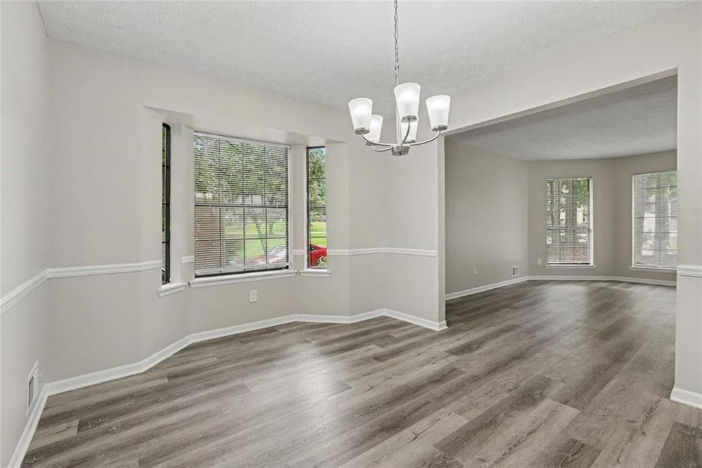 3 bedroom, 3 bathroom, 1,896 sq ft single family residence under contract at 5322 Walker Road, Stone Mountain, GA 30088 — photo 5