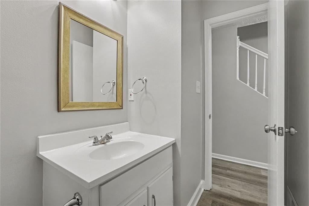 3 bedroom, 3 bathroom, 1,896 sq ft single family residence under contract at 5322 Walker Road, Stone Mountain, GA 30088 — photo 9