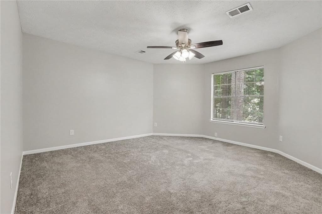 3 bedroom, 3 bathroom, 1,896 sq ft single family residence under contract at 5322 Walker Road, Stone Mountain, GA 30088 — photo 10