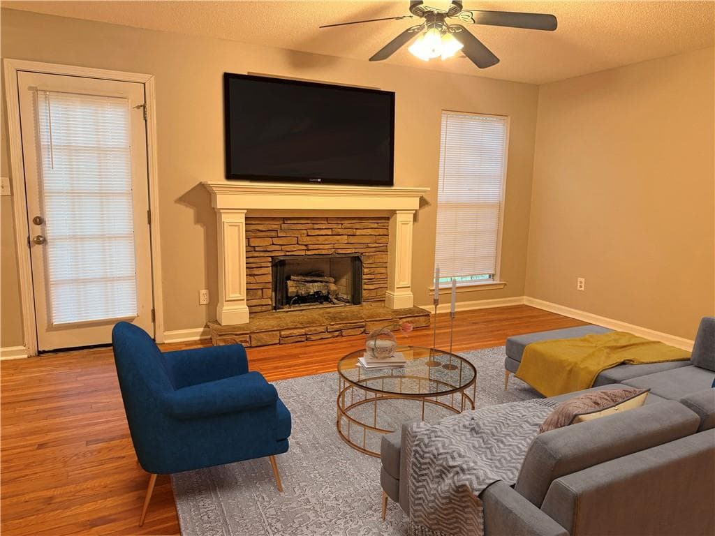 6 bedroom, 4 bathroom, 3,163 sq ft single family residence for sale at 80 Teal, Senoia, GA 30276 — photo 9