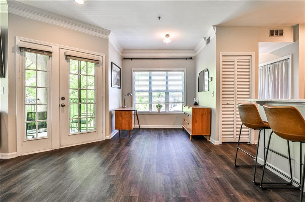 1 bedroom, 1 bathroom, 814 sq ft condominium for rent at 955 Juniper Street 4332, Atlanta, GA 30309 for $2,000 a month — photo 8