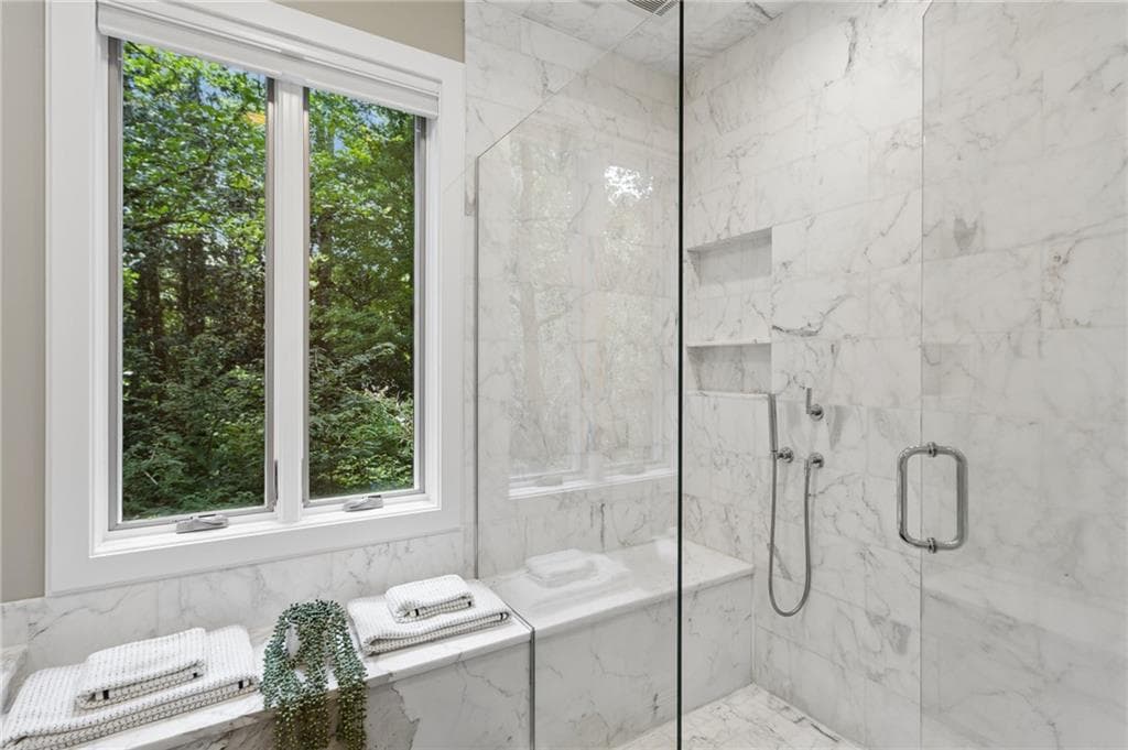 7 bedroom, 9 bathroom, 7,016 sq ft single family residence for sale at 4036 Conway Valley Road, Atlanta, GA 30327 — photo 6