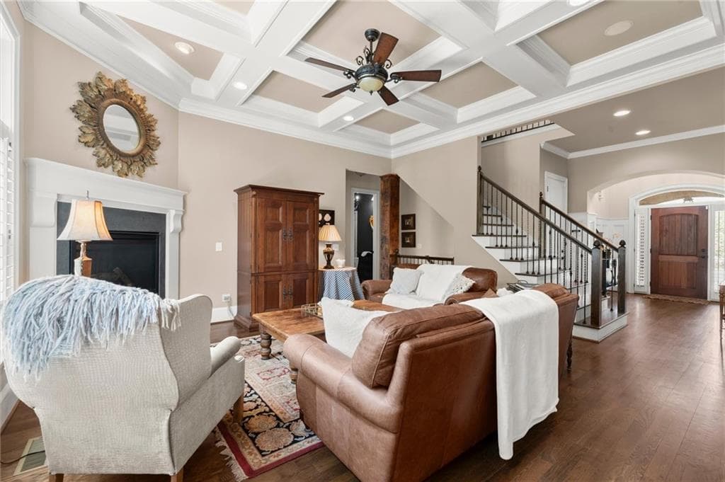 6 bedroom, 5 bathroom, 4,078 sq ft single family residence under contract at 2885 Lassiter Manor Drive, Marietta, GA 30062 — photo 10