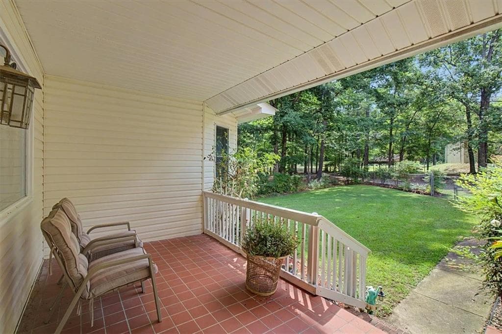 4 bedroom, 3 bathroom, 2,397 sq ft single family residence for sale at 1005 County Road 544, Centre, AL 35960 — photo 7