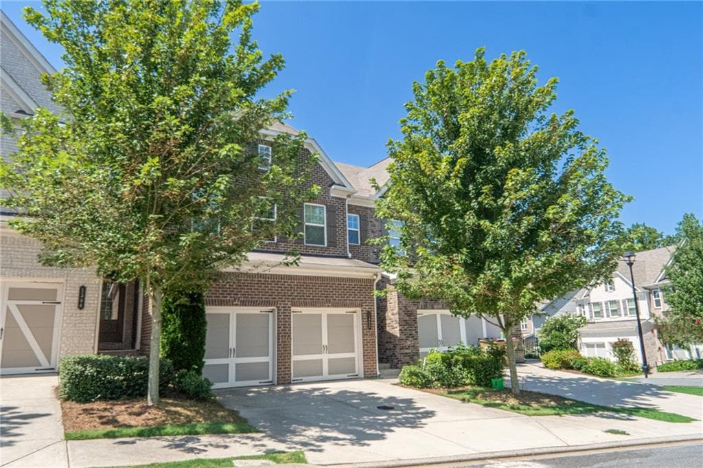 6 bedroom, 7 bathroom, 1,895 sq ft single family residence for rent at 1302 Endicott Court, Cumming, GA 30041 for $2,500 a month — photo 2