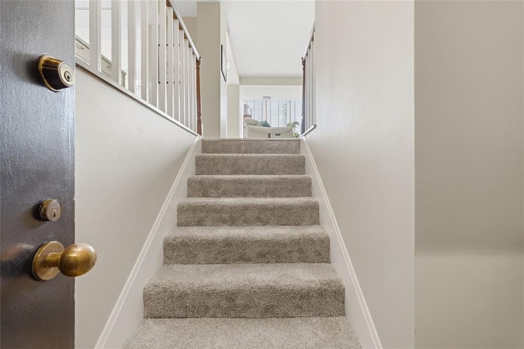2 bedroom, 2 bathroom, 1,641 sq ft condominium for sale at 145 15th Street 429, Atlanta, GA 30309 — photo 3