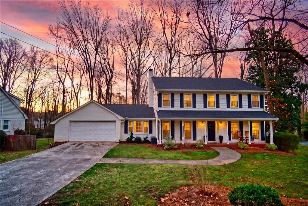 4 bedroom, 3 bathroom, 2,712 sq ft single family residence sold at 785 Spalding Drive, Sandy Springs, GA 30328