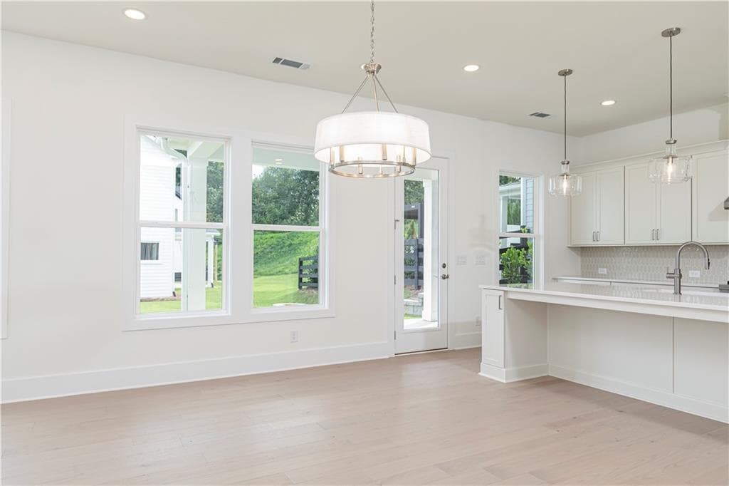 5 bedroom, 4 bathroom, 2,675 sq ft single family residence for sale at 4320 Waylon Drive, Cumming, GA 30028 — photo 8