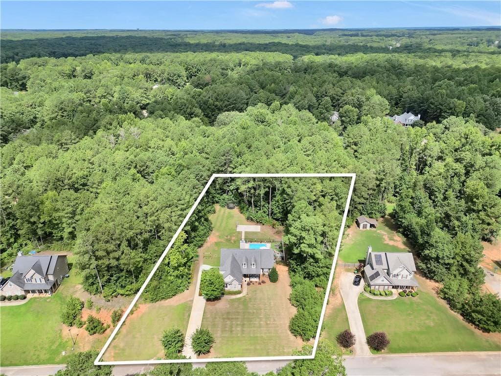 3 bedroom, 3 bathroom, 2,419 sq ft single family residence under contract at 309 Helena Place, Mcdonough, GA 30252