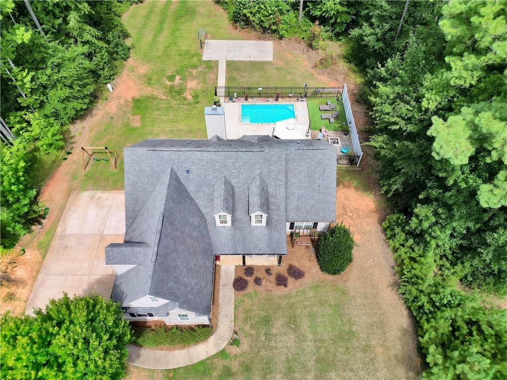 3 bedroom, 3 bathroom, 2,419 sq ft single family residence under contract at 309 Helena Place, Mcdonough, GA 30252 — photo 5