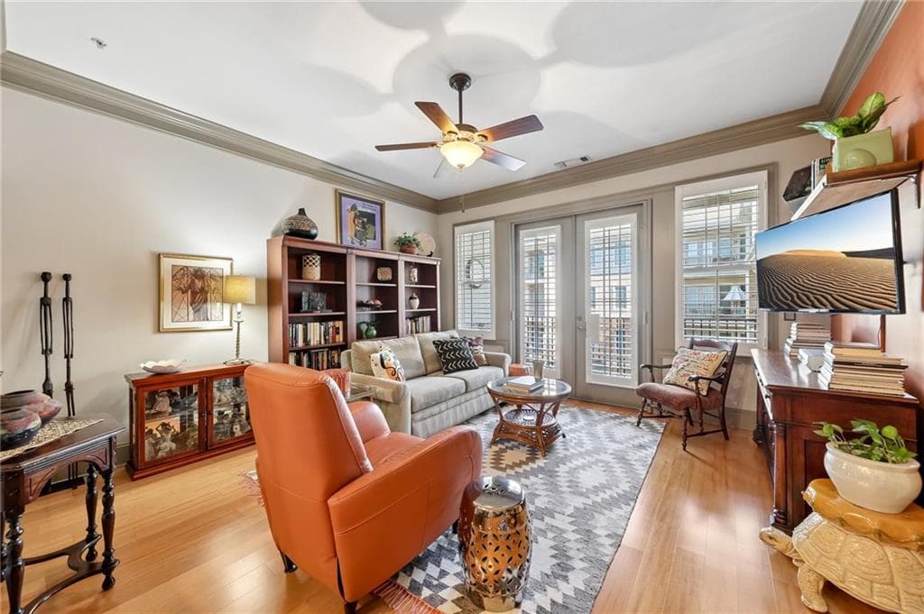 1 bedroom, 1 bathroom, 1,021 sq ft condominium for sale at 3621 Vinings Slope 2516, Atlanta, GA 30339 — photo 1 of 19