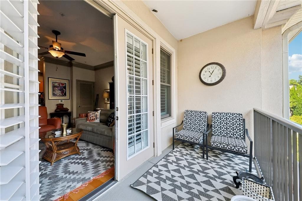 1 bedroom, 1 bathroom, 1,021 sq ft condominium for sale at 3621 Vinings Slope 2516, Atlanta, GA 30339 — photo 10