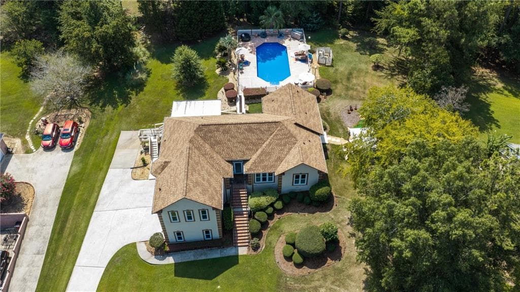 4 bedroom, 3 bathroom, 2,631 sq ft single family residence under contract at 353 Hillridge Cove, Lizella, GA 31052 — photo 4