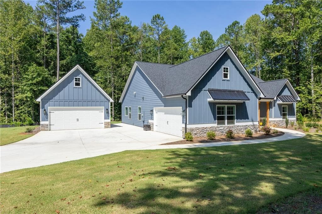 4 bedroom, 2 bathroom, 1,910 sq ft single family residence under contract at 959 Highway 101, Dallas, GA 30157 — photo 2