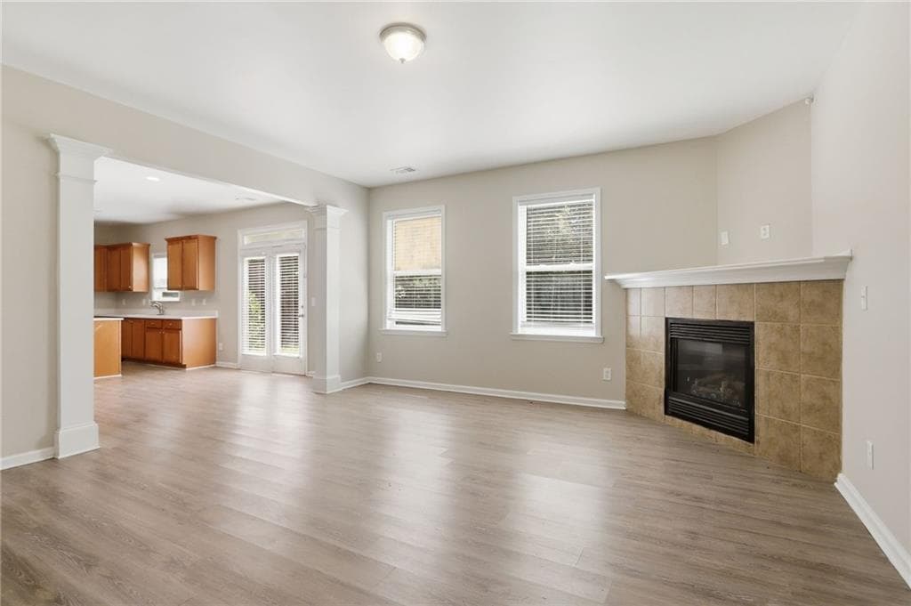 4 bedroom, 3 bathroom, 2,825 sq ft single family residence for sale at 7307 Toccoa Circle, Union City, GA 30291 — photo 9