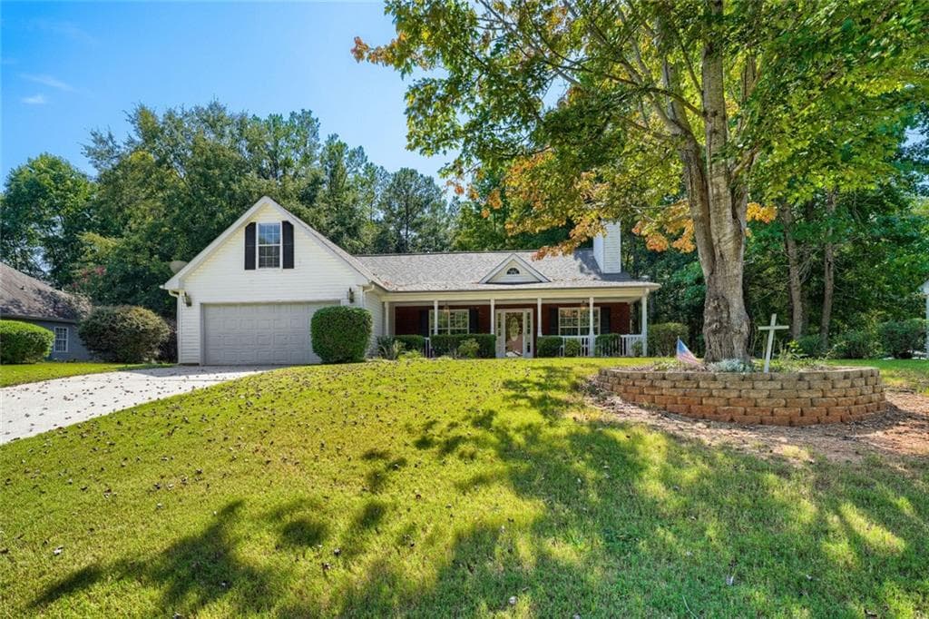 3 bedroom, 2 bathroom, 1,816 sq ft single family residence under contract at 1141 Morrow Drive, Social Circle, GA 30025