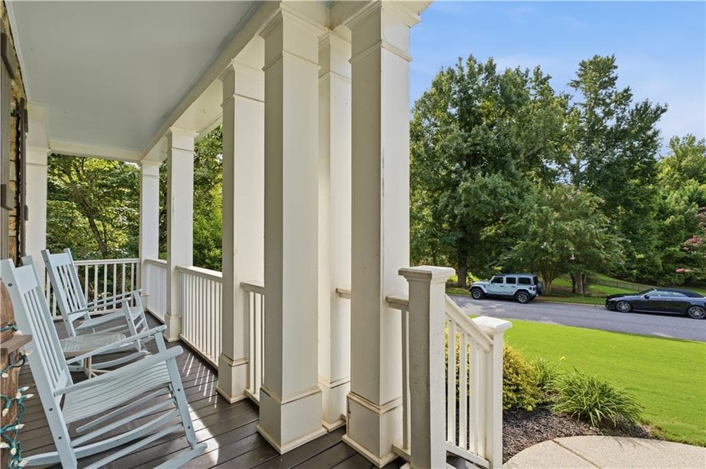 6 bedroom, 4 bathroom, 3,900 sq ft single family residence for sale at 6330 Fox Creek Drive, Cumming, GA 30040 — photo 4
