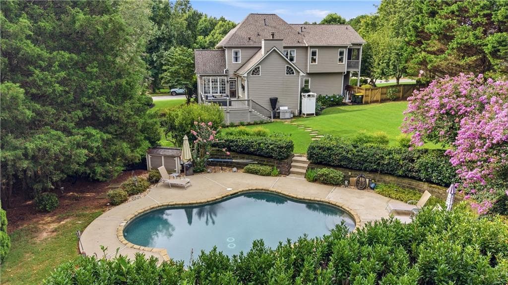 6 bedroom, 4 bathroom, 3,900 sq ft single family residence for sale at 6330 Fox Creek Drive, Cumming, GA 30040 — photo 7