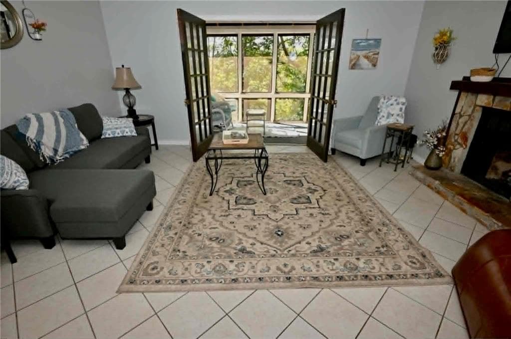 2 bedroom, 3 bathroom, 1,088 sq ft condominium for sale at 16 Mountain View Court, Waleska, GA 30183 — photo 6