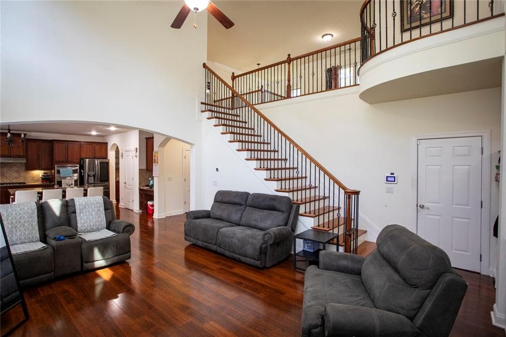 4 bedroom, 3 bathroom, 3,946 sq ft single family residence under contract at 2159 Everleigh Drive, Marietta, GA 30064 — photo 9