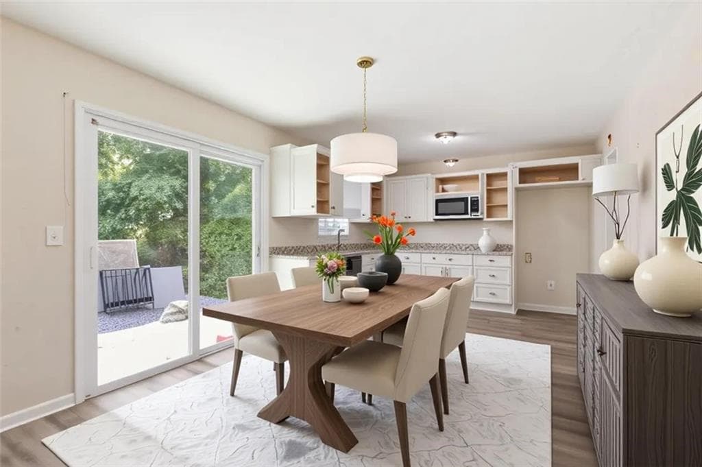 3 bedroom, 2 bathroom, 1,811 sq ft single family residence for sale at 3679 Mecklinburg Place, Decatur, GA 30032 — photo 5