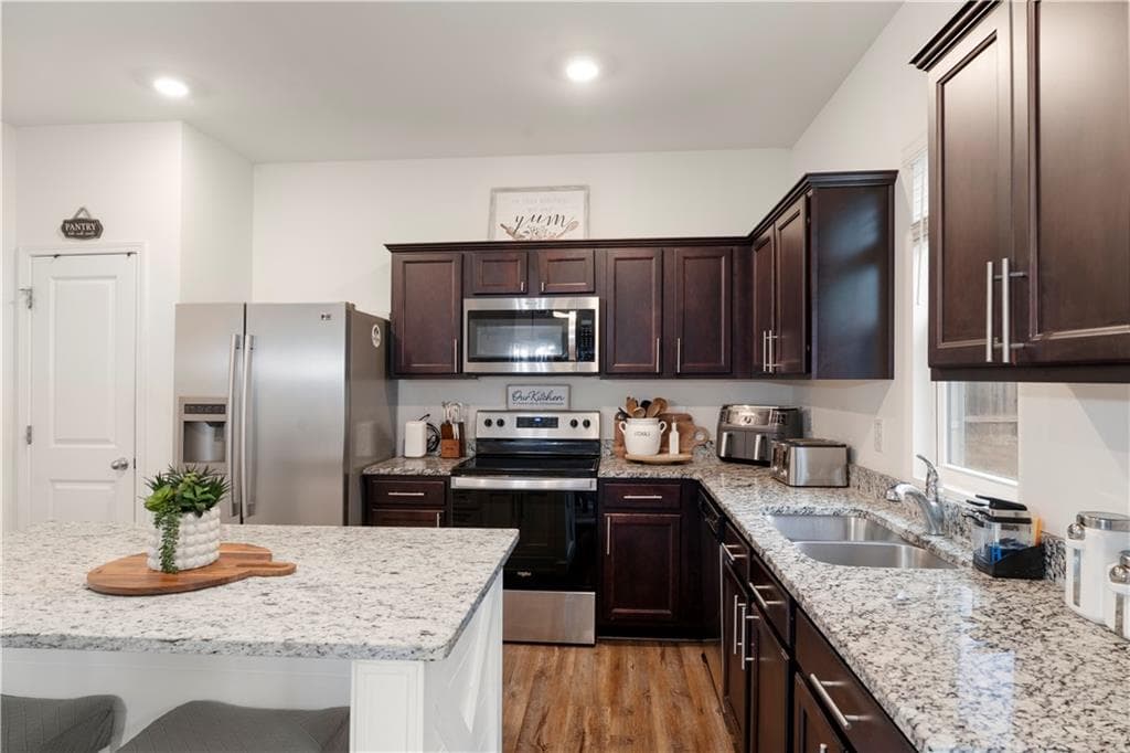 4 bedroom, 3 bathroom, 1,870 sq ft single family residence for rent at 57 Reeves Court, Dawsonville, GA 30534 for $2,300 a month — photo 9