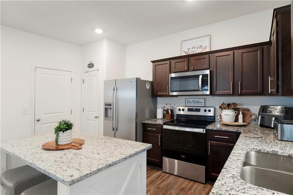 4 bedroom, 3 bathroom, 1,870 sq ft single family residence for rent at 57 Reeves Court, Dawsonville, GA 30534 for $2,300 a month — photo 10