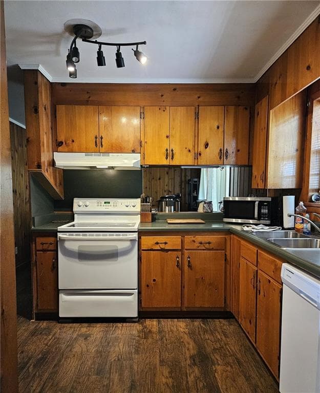 3 bedroom, 2 bathroom, 1,490 sq ft single family residence for sale at 2330 N Bellview Road, Rockmart, GA 30153 — photo 4