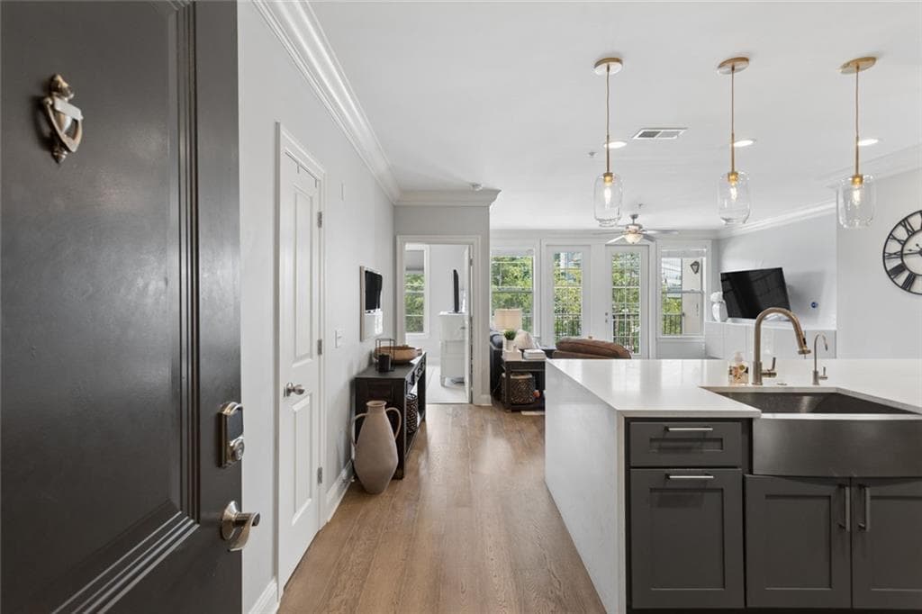 3 bedroom, 3 bathroom, 1,393 sq ft condominium for rent at 901 Abernathy Road 4300, Sandy Springs, GA 30328 for $3,300 a month — photo 2