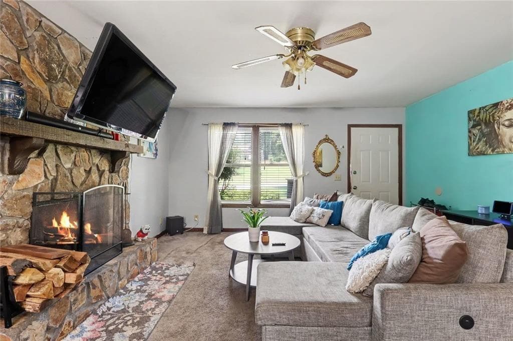 3 bedroom, 2 bathroom, 2,298 sq ft single family residence under contract at 2845 Cinnamon Court, Conyers, GA 30094 — photo 6