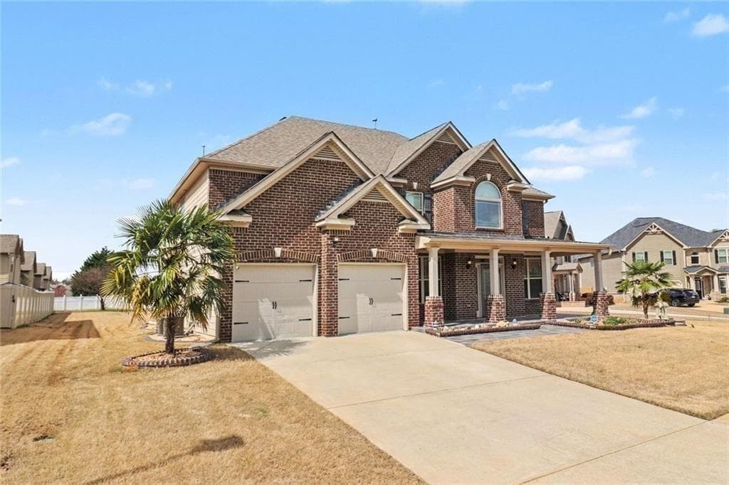 5 bedroom, 4 bathroom, 3,708 sq ft single family residence under contract at 1941 Weatherstaff Lane, Mcdonough, GA 30253 — photo 2