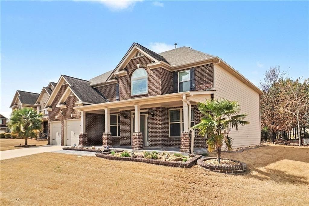 5 bedroom, 4 bathroom, 3,708 sq ft single family residence under contract at 1941 Weatherstaff Lane, Mcdonough, GA 30253 — photo 3