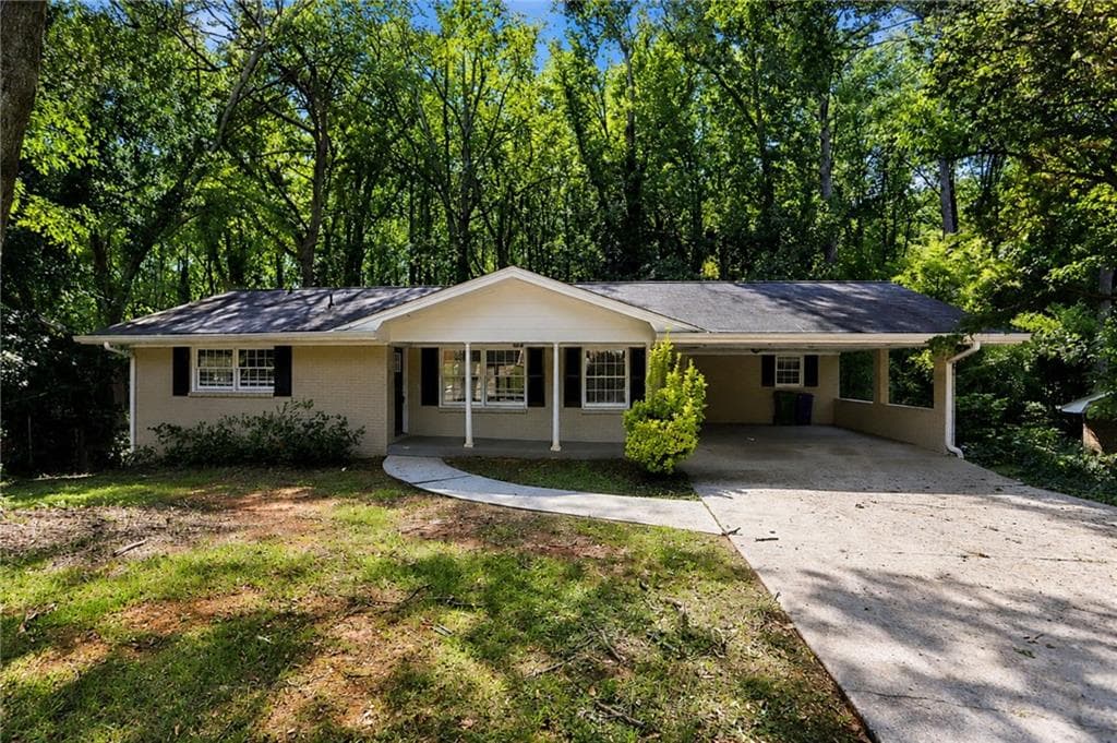 5 bedroom, 3 bathroom, 1,610 sq ft single family residence for sale at 3558 Turner Heights Drive, Decatur, GA 30032 — photo 1 of 45