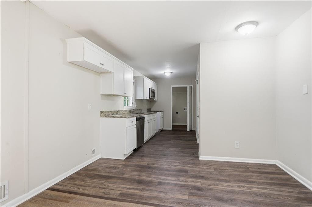 5 bedroom, 3 bathroom, 1,610 sq ft single family residence for sale at 3558 Turner Heights Drive, Decatur, GA 30032 — photo 10