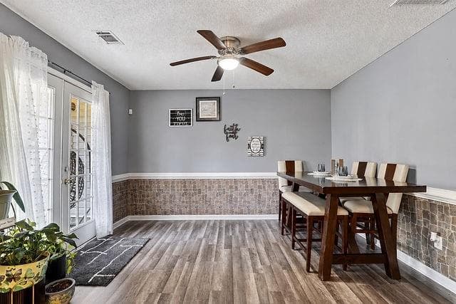3 bedroom, 3 bathroom, 1,840 sq ft townhouse under contract at 730 City Park Drive, Mcdonough, GA 30252 — photo 8