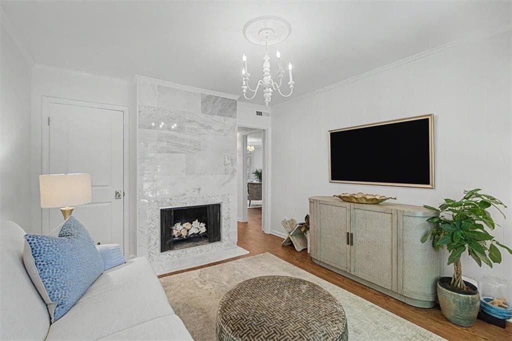 2 bedroom, 1 bathroom, 900 sq ft condominium under contract at 5400 Roswell Road P1, Sandy Springs, GA 30342 — photo 2