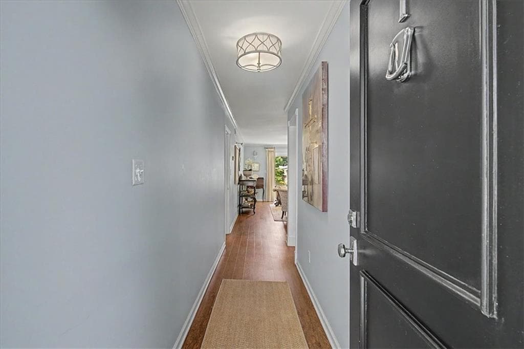 2 bedroom, 1 bathroom, 900 sq ft condominium under contract at 5400 Roswell Road P1, Sandy Springs, GA 30342 — photo 10
