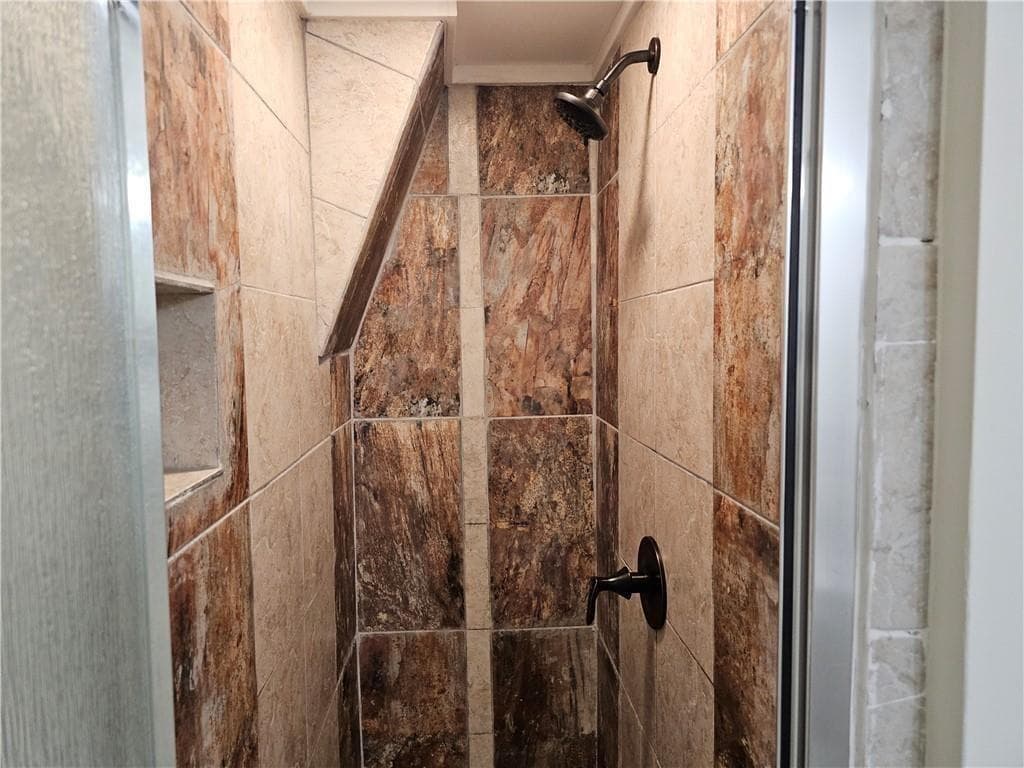 1 bedroom, 1 bathroom, 2,916 sq ft apartment for rent at 1500 Old Salem Drive, Conyers, GA 30013 for $1,650 a month — photo 7