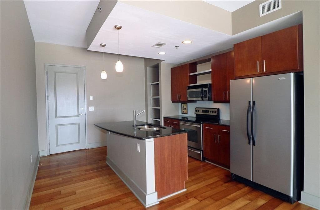 1 bedroom, 1 bathroom, 793 sq ft condominium for sale at 4561 Olde Perimeter Way 608, Dunwoody, GA 30346 — photo 6