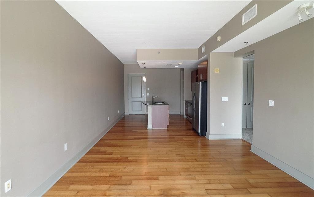 1 bedroom, 1 bathroom, 793 sq ft condominium for sale at 4561 Olde Perimeter Way 608, Dunwoody, GA 30346 — photo 7