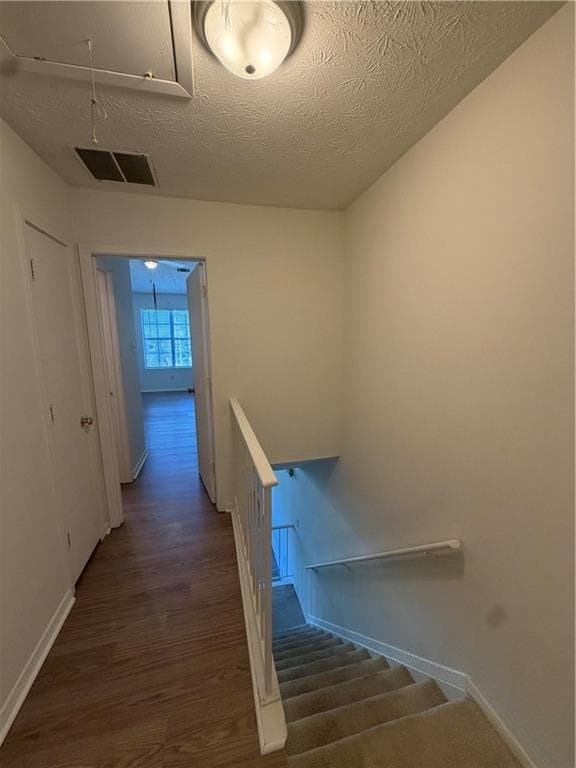 2 bedroom, 2 bathroom, 1,068 sq ft townhouse for sale at 6644 Ramsgate Way, Norcross, GA 30093 — photo 5