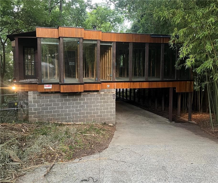 3 bedroom, 3 bathroom, 1,908 sq ft single family residence for sale at 930 Charles Allen Drive, Atlanta, GA 30309 — photo 1 of 12