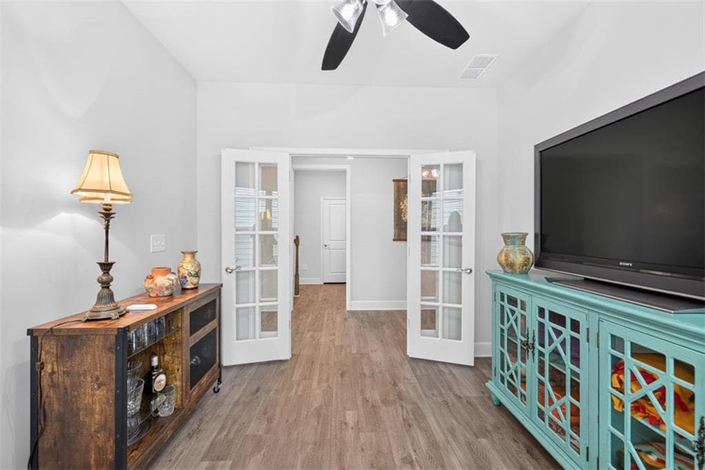 3 bedroom, 3 bathroom, 2,462 sq ft single family residence for sale at 5051 Adler Court, Hoschton, GA 30548 — photo 6