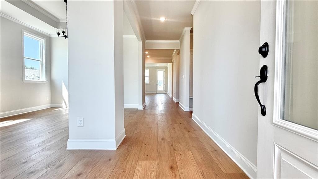3 bedroom, 3 bathroom, 2,200 sq ft single family residence for sale at 311 Grand Wehunt, Hoschton, GA 30548 — photo 2