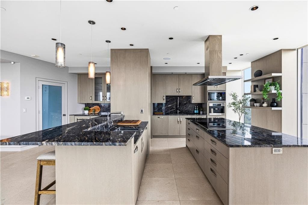 2 bedroom, 3 bathroom, 2,625 sq ft condominium for sale at 2795 Peachtree Road 2601, Atlanta, GA 30305 — photo 8