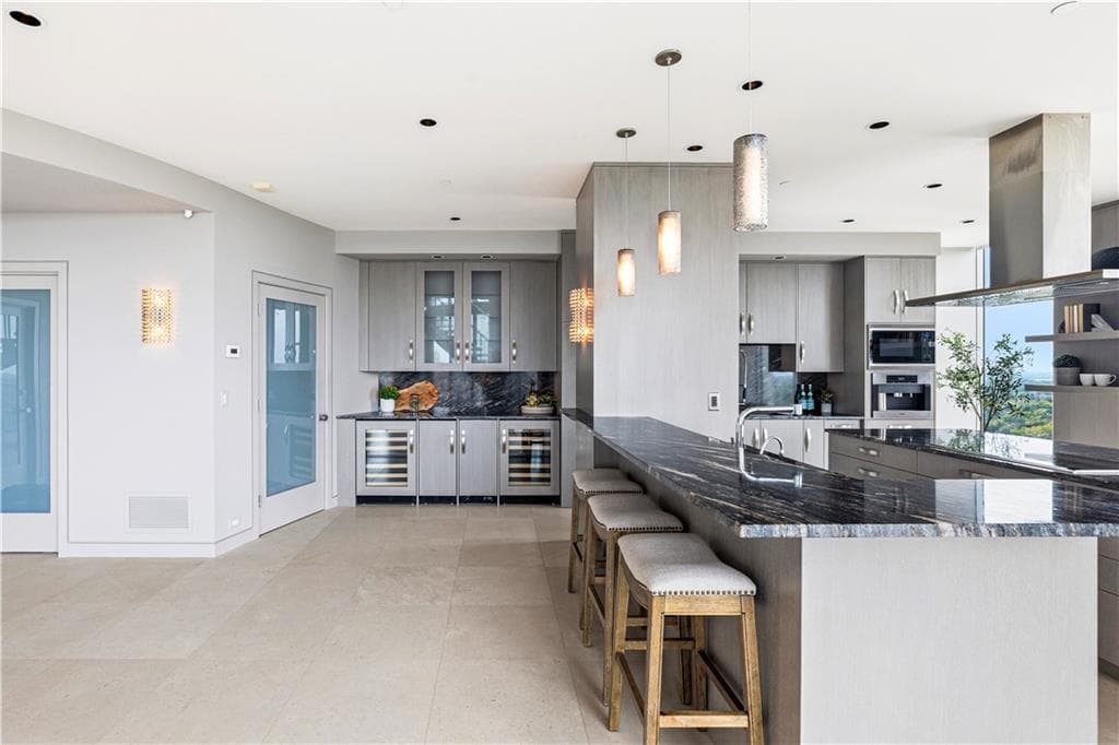 2 bedroom, 3 bathroom, 2,625 sq ft condominium for sale at 2795 Peachtree Road 2601, Atlanta, GA 30305 — photo 10