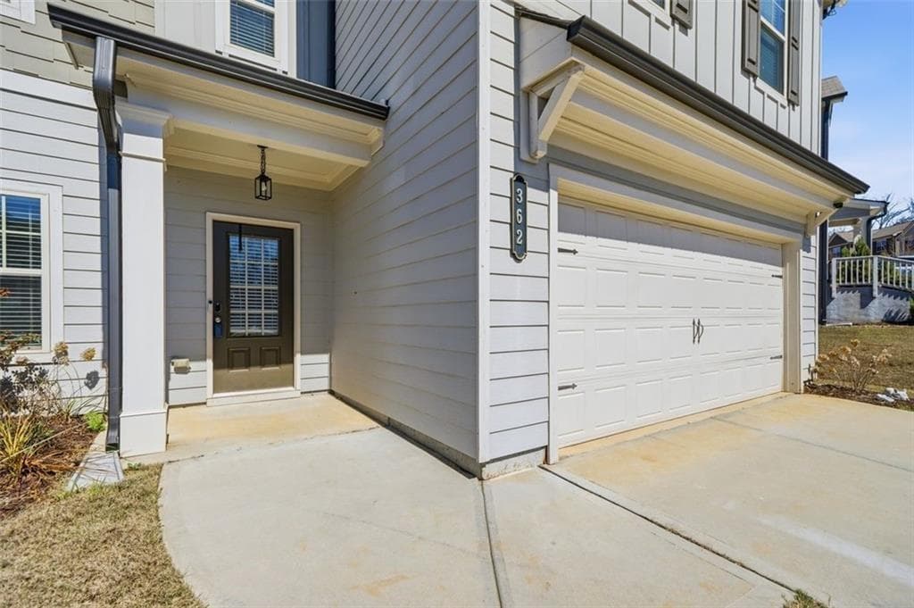 5 bedroom, 4 bathroom, 2,816 sq ft single family residence for sale at 362 Auburn Crossing Drive, Auburn, GA 30011 — photo 1 of 24