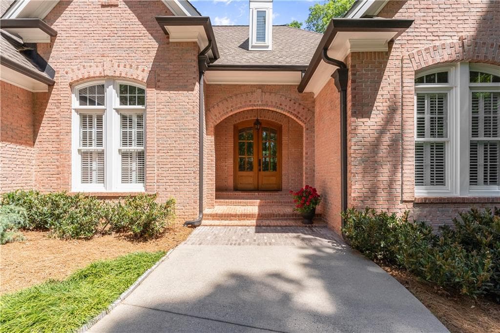 4 bedroom, 6 bathroom, 4,962 sq ft single family residence for sale at 3560 Greystone Road, Gainesville, GA 30506 — photo 10