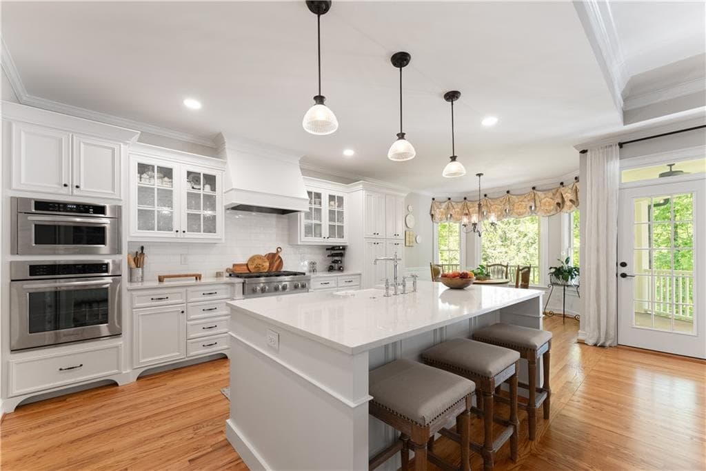 4 bedroom, 6 bathroom, 4,962 sq ft single family residence for sale at 3560 Greystone Road, Gainesville, GA 30506 — photo 3